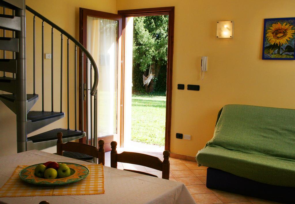 Agriturismo Corte Ponte Dei Tedeschi Guest House Ostiglia Room photo